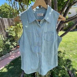 So | NWT Button Down Sleeveless Collar Denim Shirt